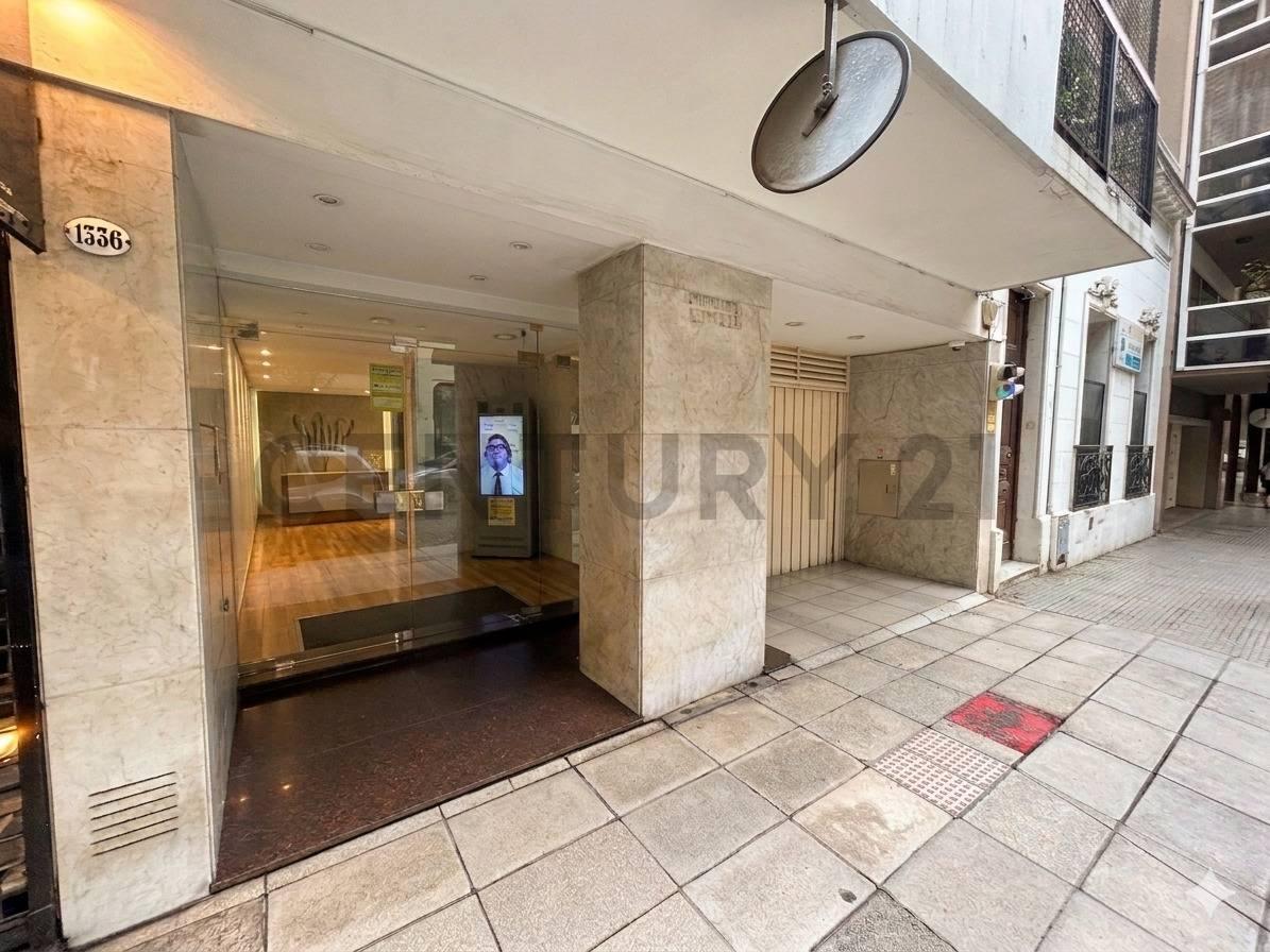 Foto de VENTA DEPARTAMENTO 4 AMBIENTES EN RECOLETA APTO CREDITO, imagen 4