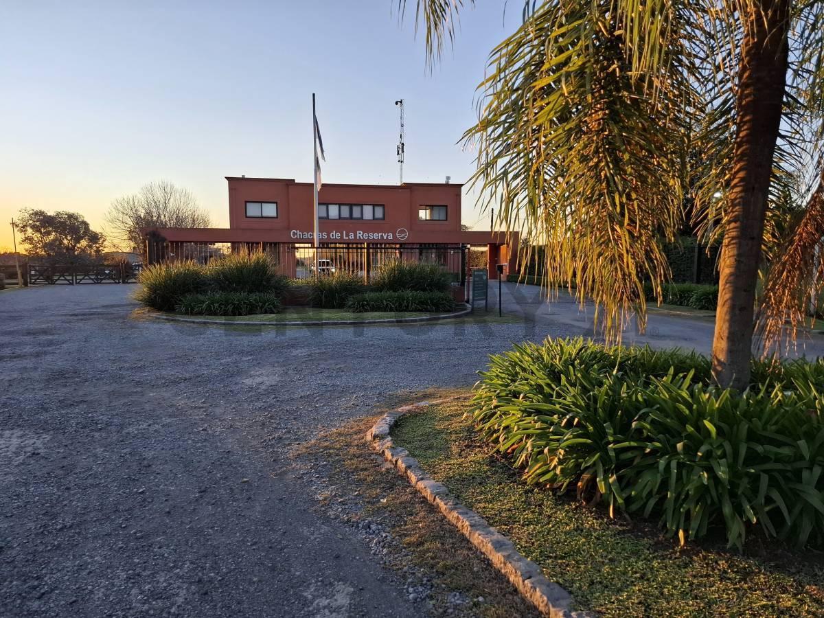 Foto de VENTA DE LOTE EN BARRIO CERRADO CHACRAS DE LA RESERVA FINANCIACIÓN, imagen 3