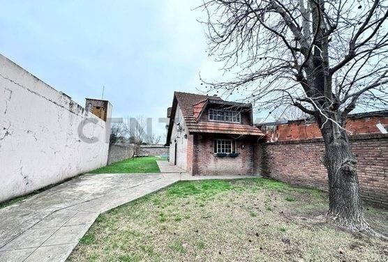Foto de VENTA CASA 4 AMBIENTES EN VILLA DE MAYO, imagen 1