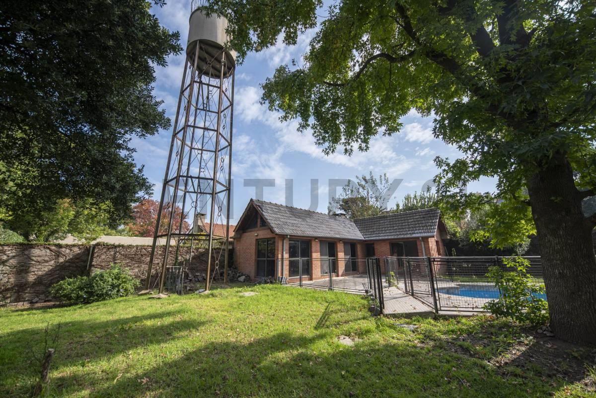 Foto de VENTA CASA-LOTE EN BELLA VISTA IDEAL LOTEO O EMPRENDIMIENTO 2080M2, imagen 4