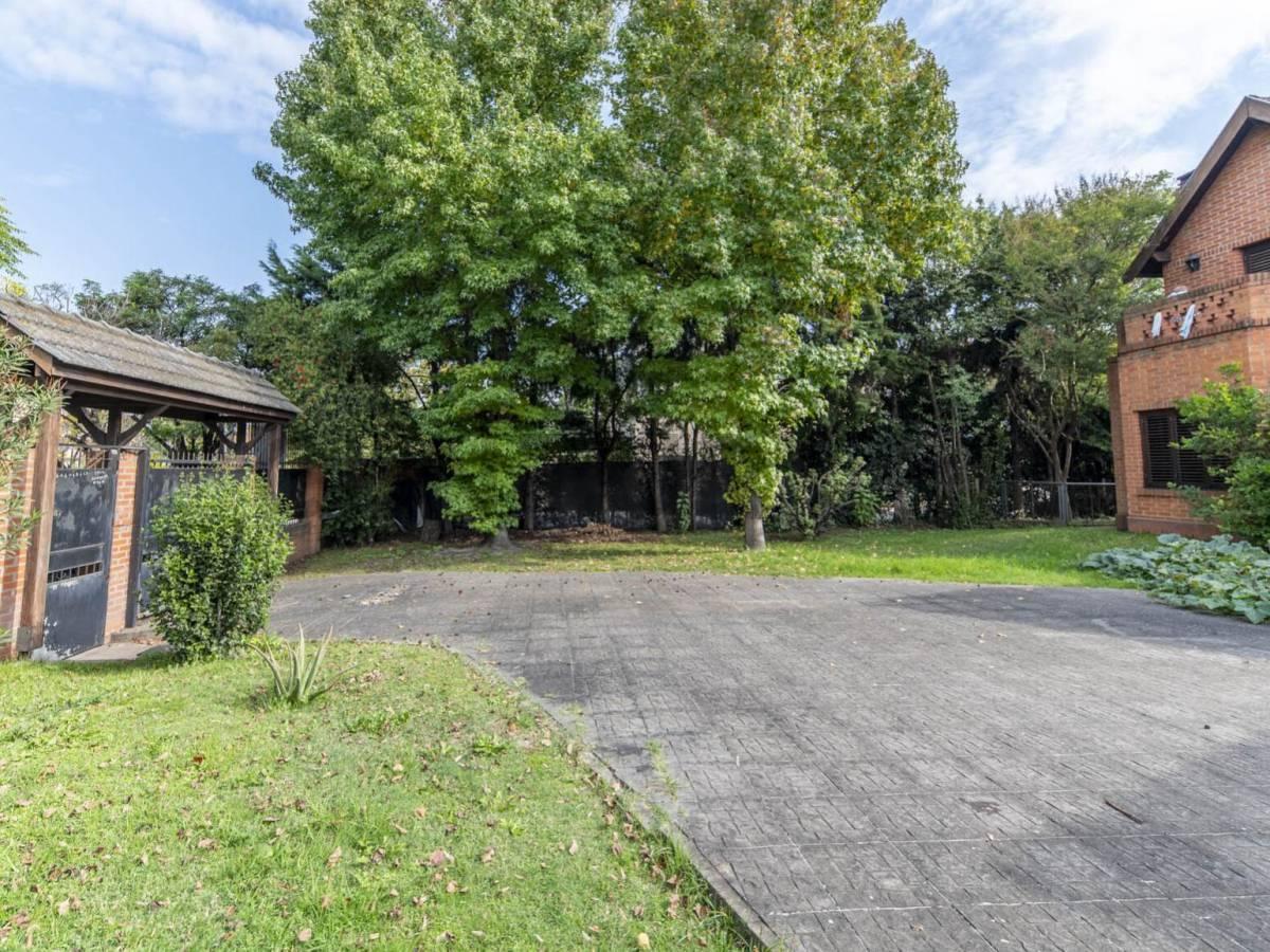 Foto de VENTA CASA-LOTE EN BELLA VISTA IDEAL LOTEO O EMPRENDIMIENTO 2080M2, imagen 5