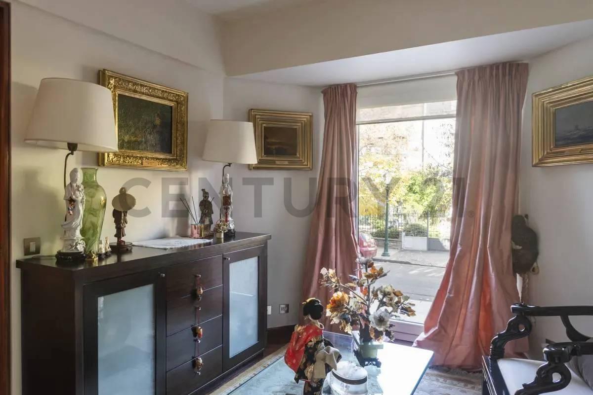 Foto de Casa de 500 m² en Barrio Parque, sobre Juez Tedín, imagen 3