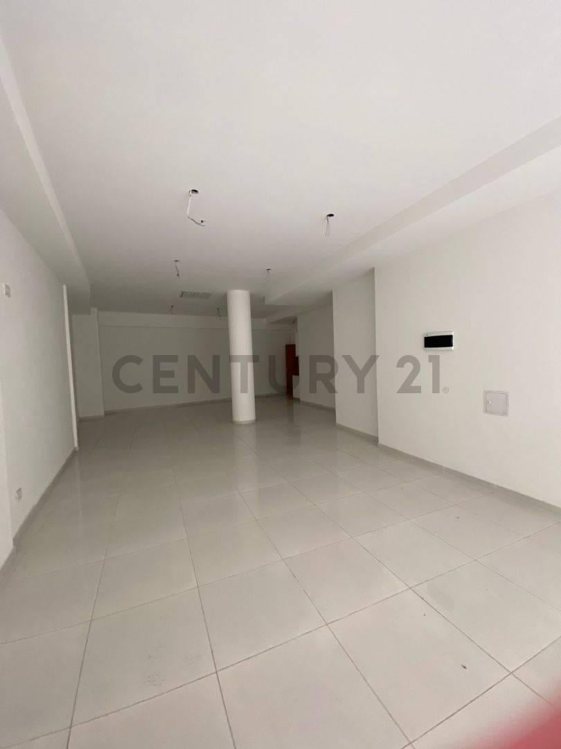 Foto de Local Comercial a Estrenar 85 m² | Apto Gastronómico | Ideal Oficina /, imagen 3