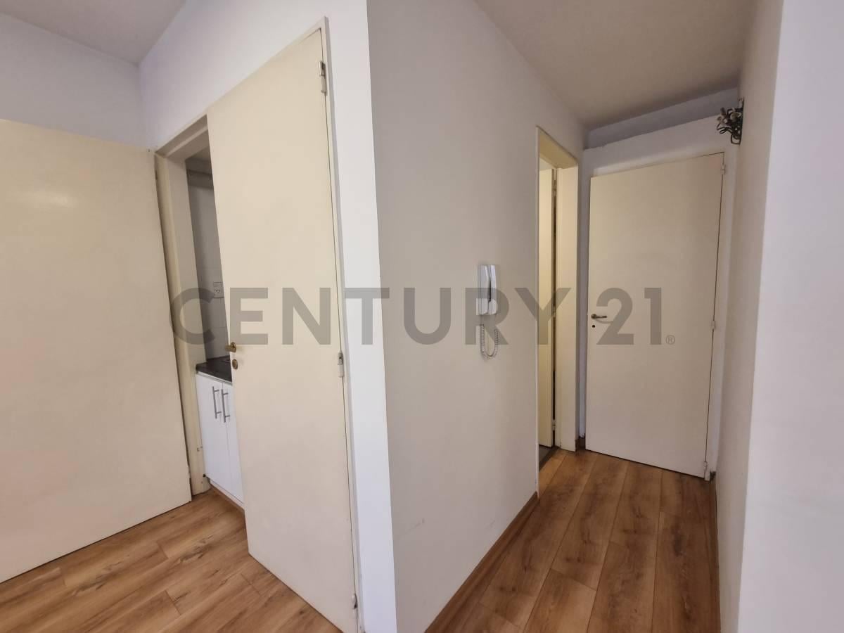 Foto de VENTA MONOAMBIENTE DIVISIBLE APTO PROFESIONAL EN RETIRO – A METROS DE, imagen 4