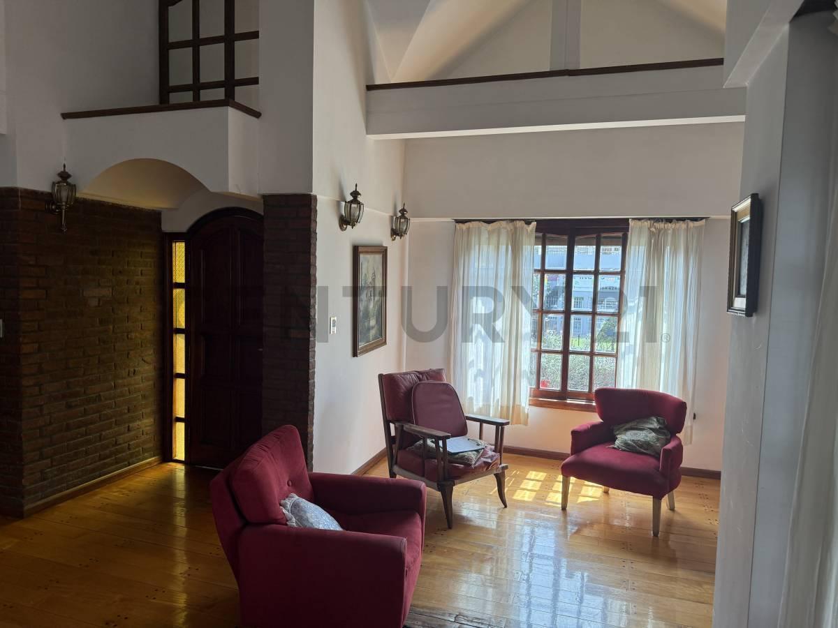 Foto de VENTA CASA 6 AMBIENTES EN SAN MIGUEL – LOTE 720 m² – toma permuta, imagen 3