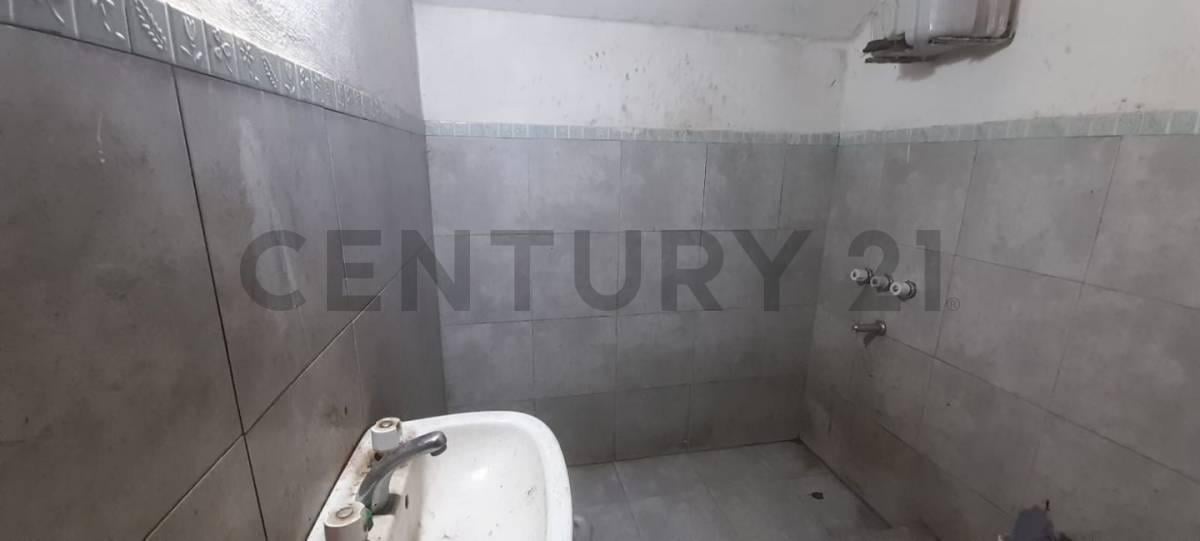 Foto de VENTA LOCAL SAN MIGUEL TOMA PERMUTA, imagen 3
