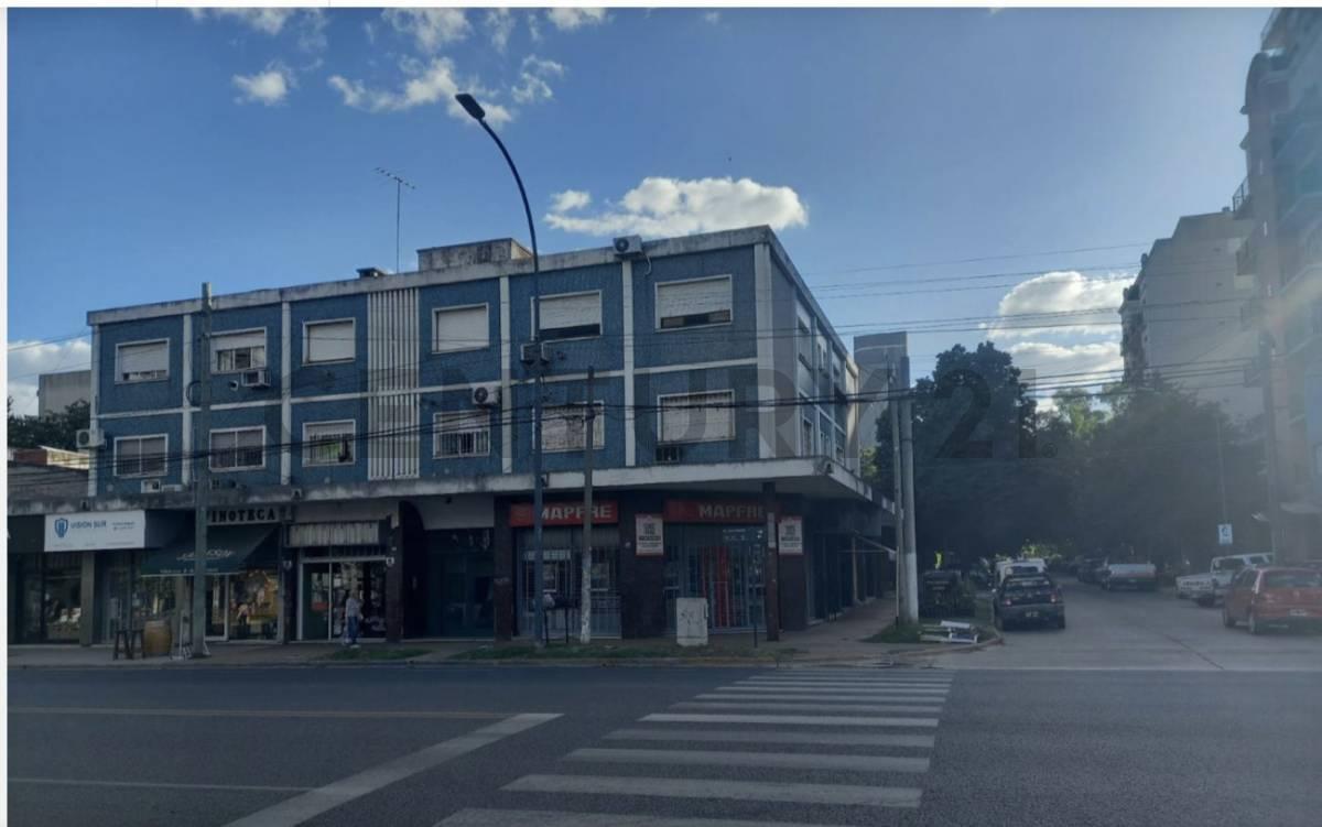 Foto de VENTA Muñiz local comercial 45 m2, imagen 2