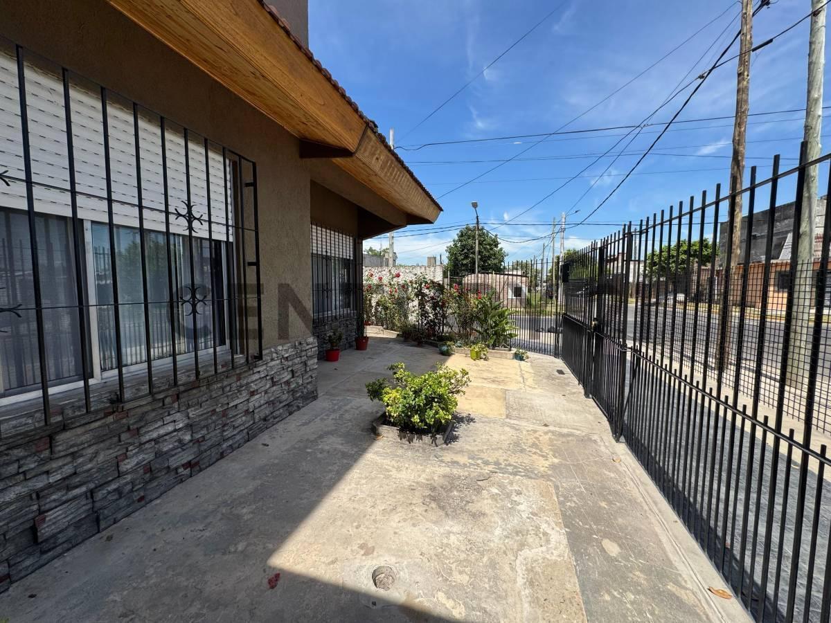 Foto de Venta casa 6 ambientes Para 2 familias APTO CREDITO, imagen 5