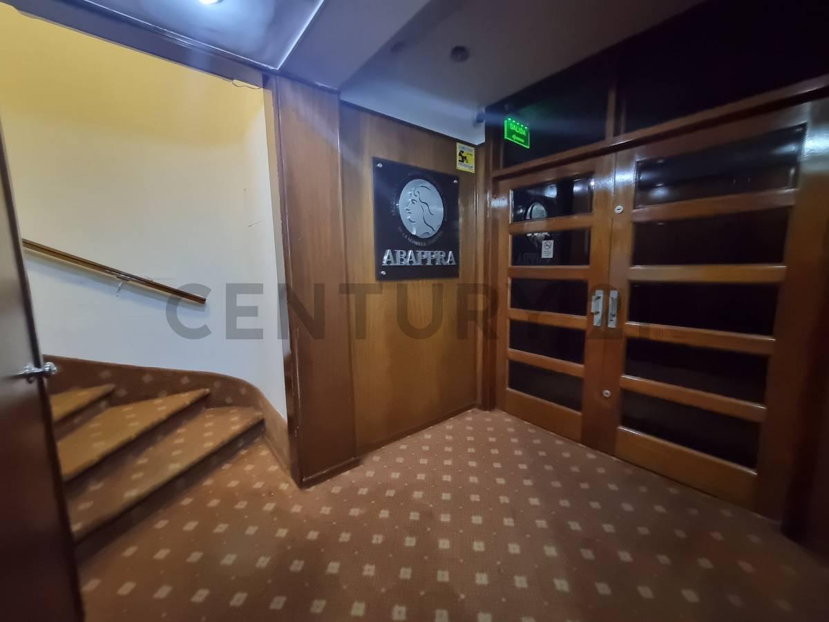 Foto de OFICINA EN VENTA | EDIFICIO PEÑA – MICROCENTRO, imagen 1