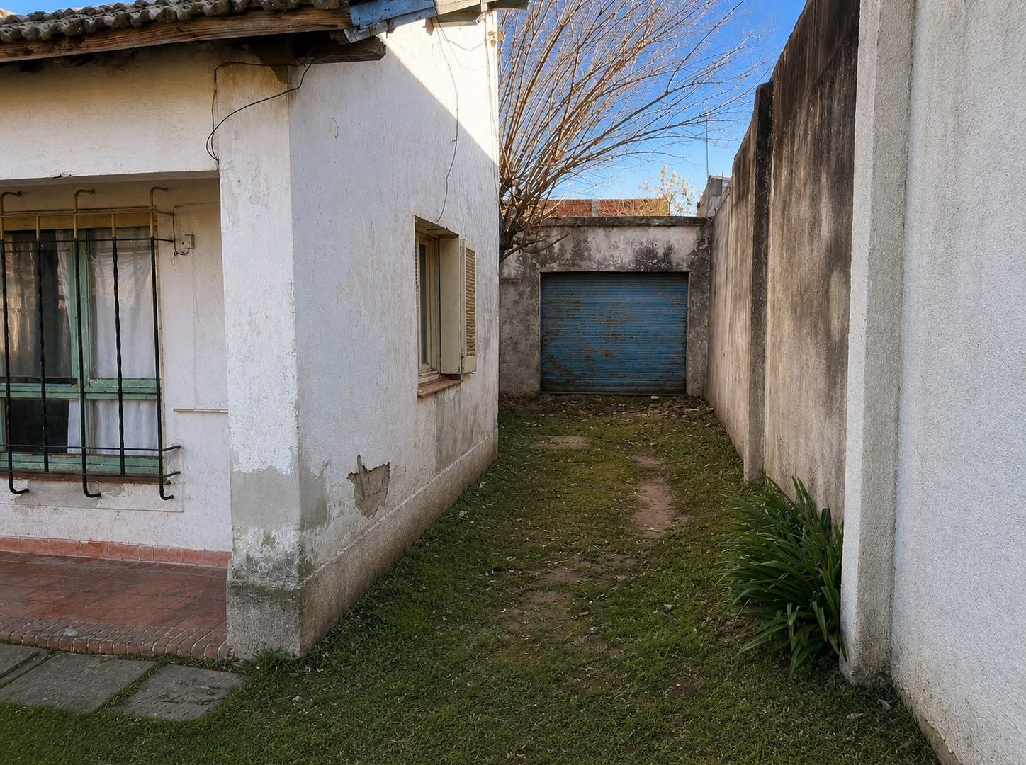 Foto de Venta Oportunidad de Inversion Casa + Local Sobre Lote de 444 m², imagen 3