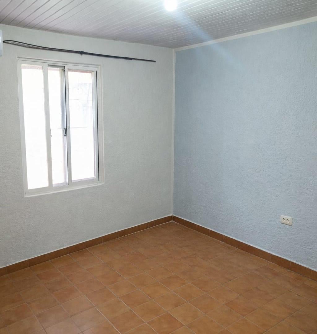 Foto de VENTA, CASA + DEPARTAMENTO JOSE C. PAZ, imagen 5