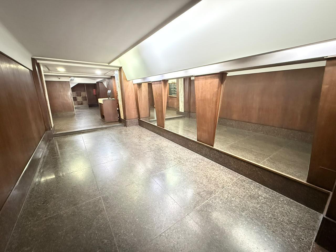 Foto de OFICINA EN ALQUILER EN RETIRO – 71 M² – MUY LUMINOSA, imagen 3