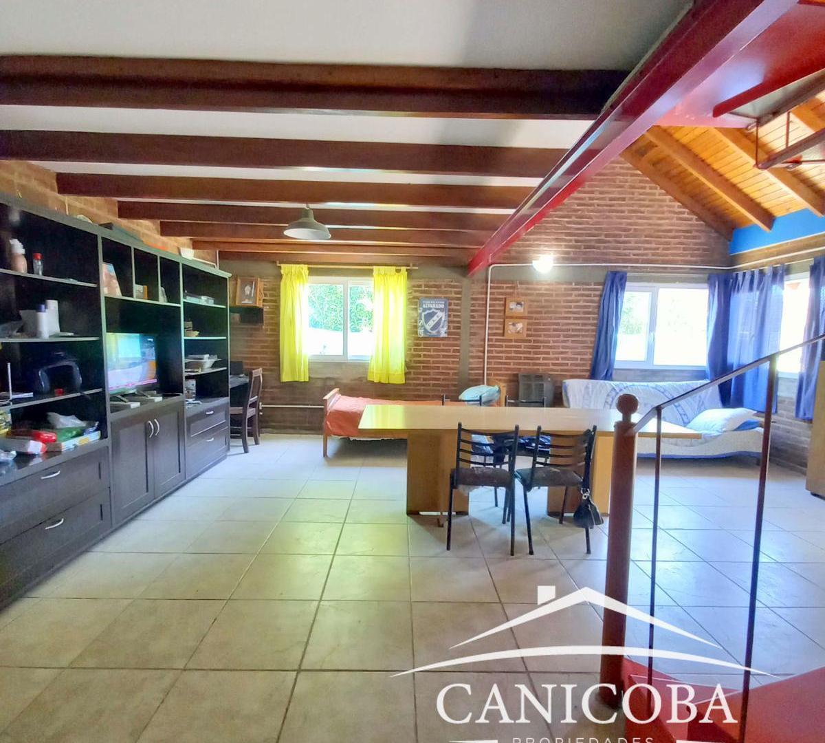 Casa en Alfar