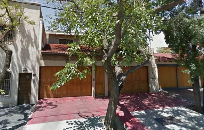 Importante Casa en Venta en Mendoza Ciudad 3