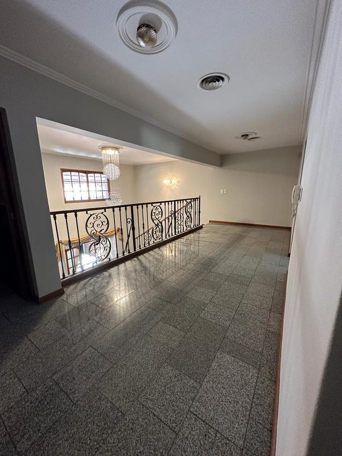 Importante Casa en Venta en Mendoza Ciudad 4