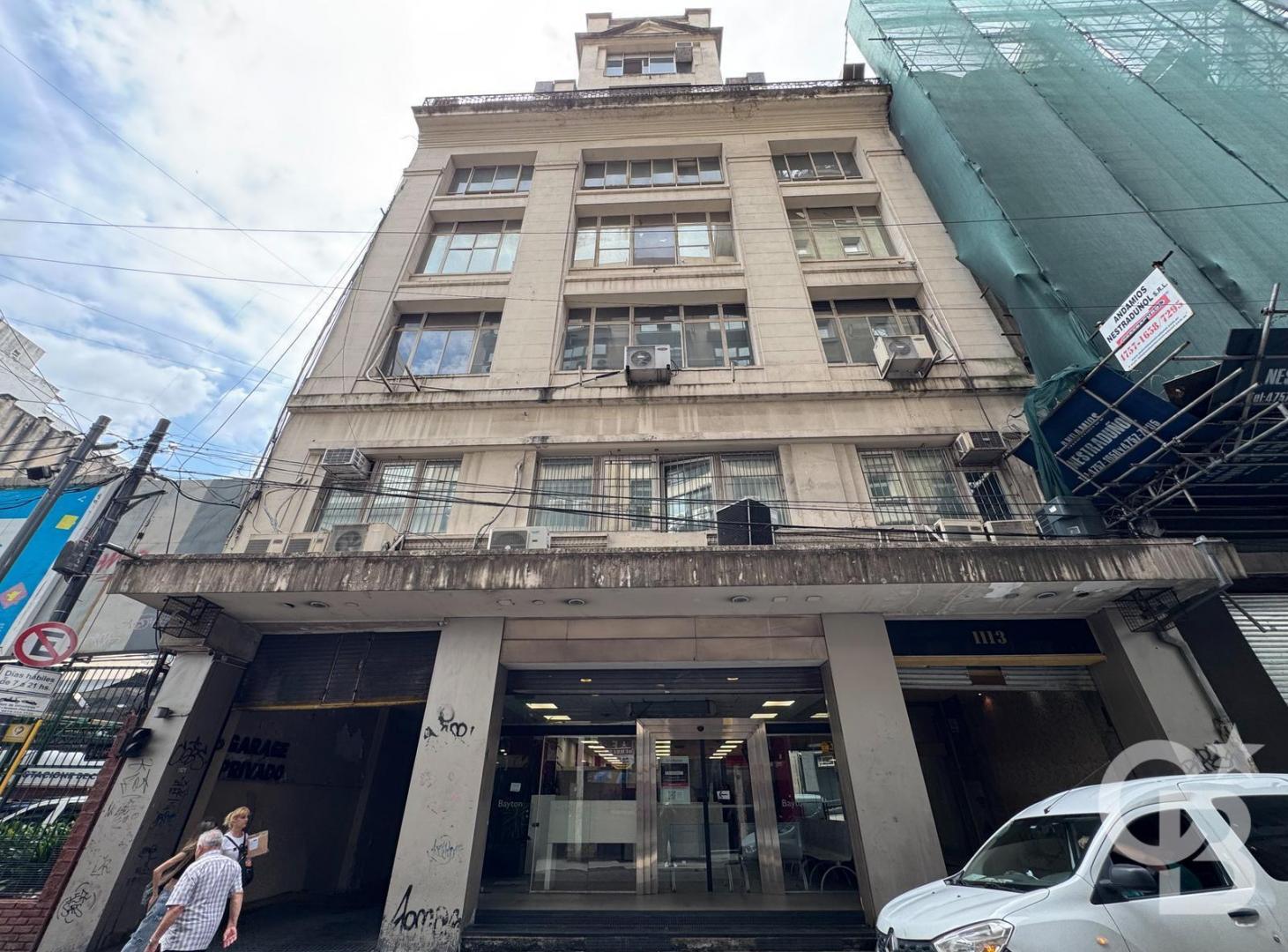 Edificio Comercial en Venta en San Nicolás. Chalet "Muebles Díaz"