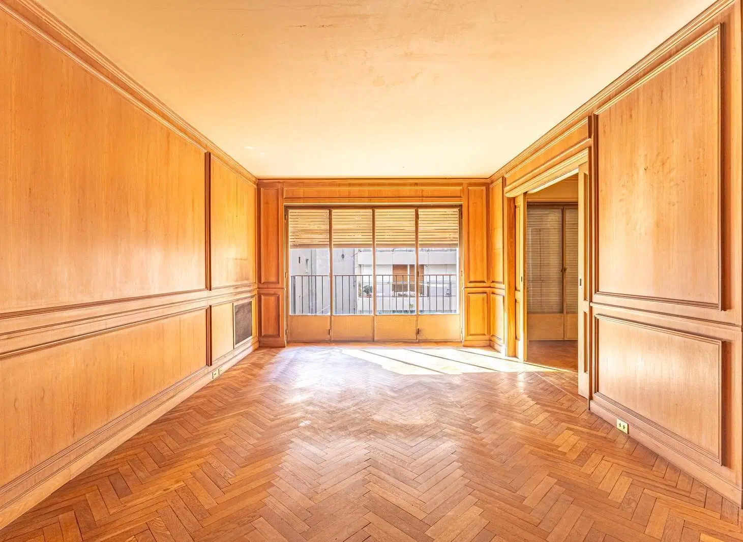 Venta Departamento 4 ambientes con dependencia en Recoleta. 2