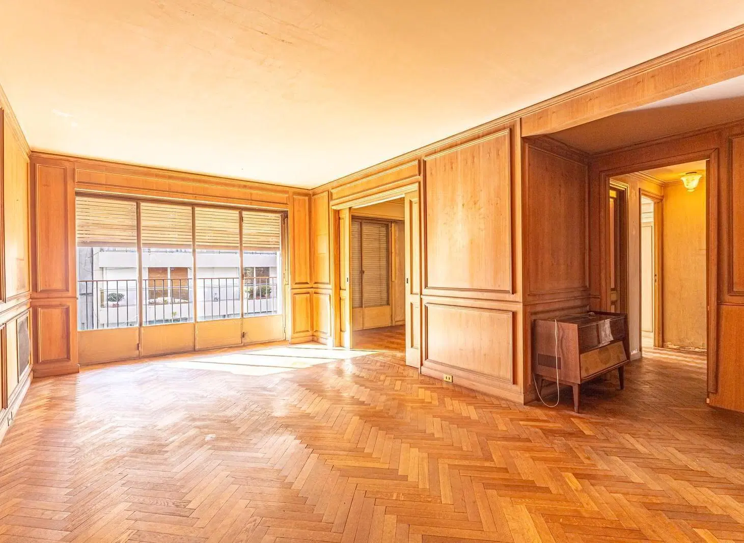 Venta Departamento 4 ambientes con dependencia en Recoleta. 5
