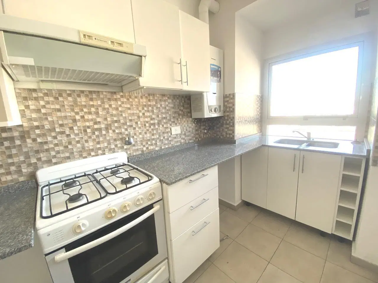 Departamento en  Alquiler con Cochera 2