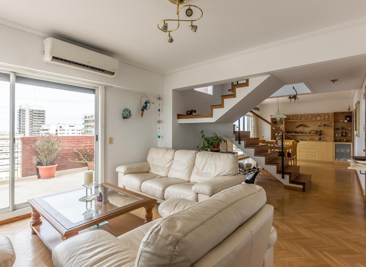 Foto de Venta Excelente Duplex 5 ambientes con muy buenas vistas!, imagen 2