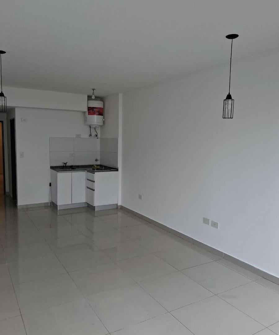 Foto de Monoambiente luminoso con balcón – San Cristóbal, imagen 5