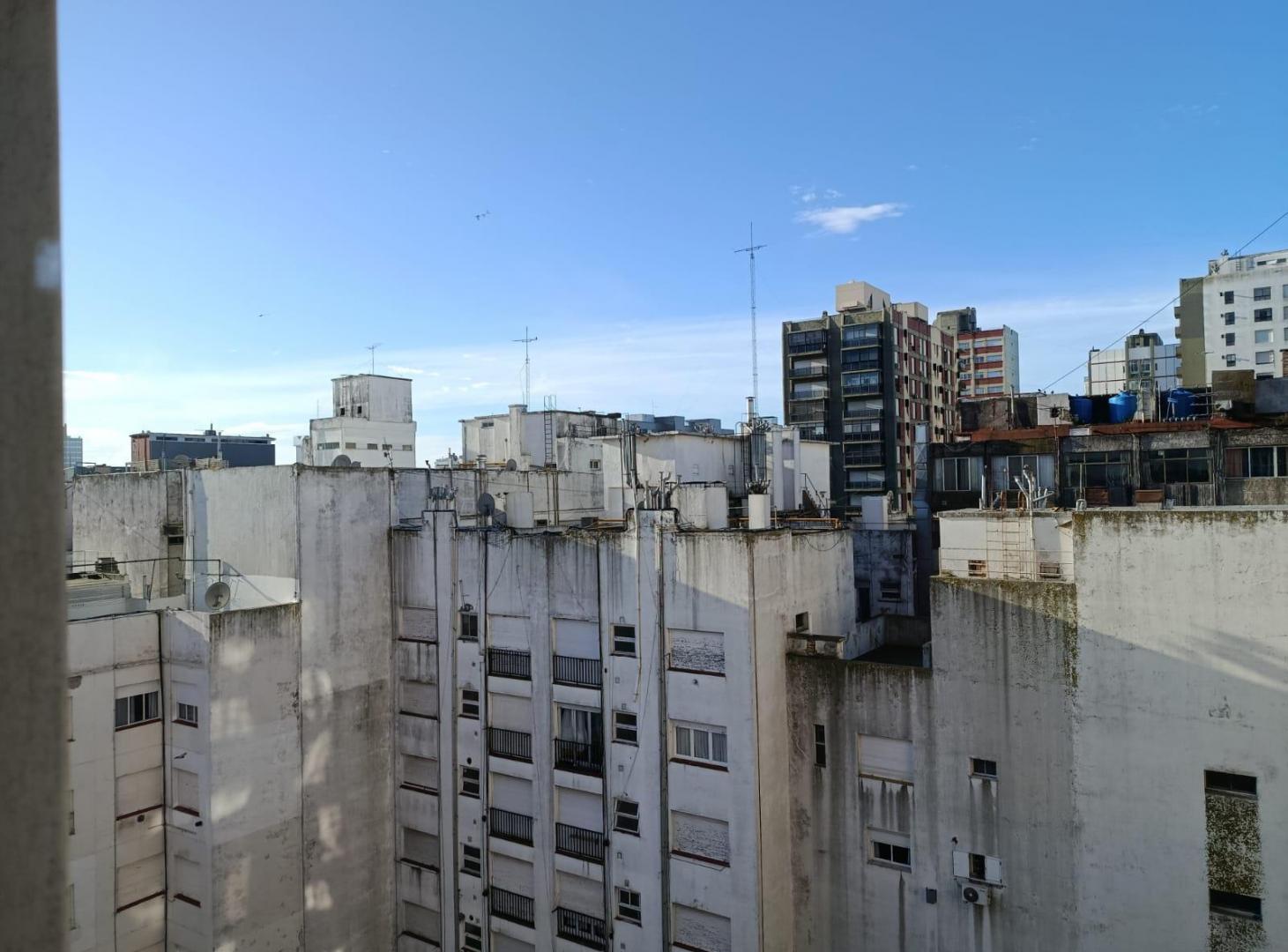Foto de 2 AMBIENTES C/DEPENDENCIA AL CONTRAFRENTE ABIERTO, imagen 3