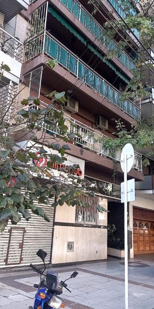 EXCELENTE 3 AMBIENTES SOBRE AV.HONORIO PUEYRREDON al 800