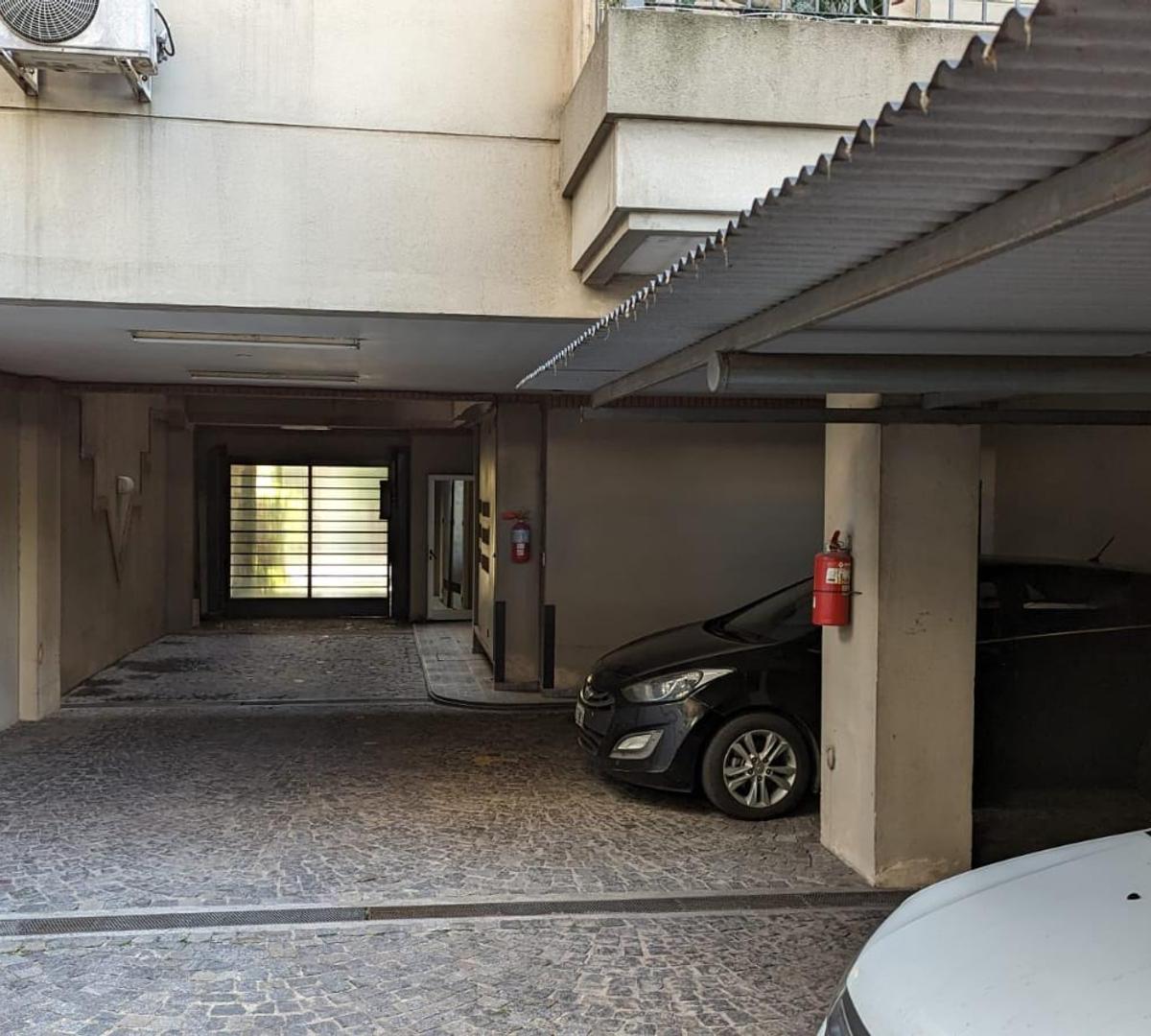 Semipiso de 3 Ambientes Amplios con Cochera Lanus Oeste 4