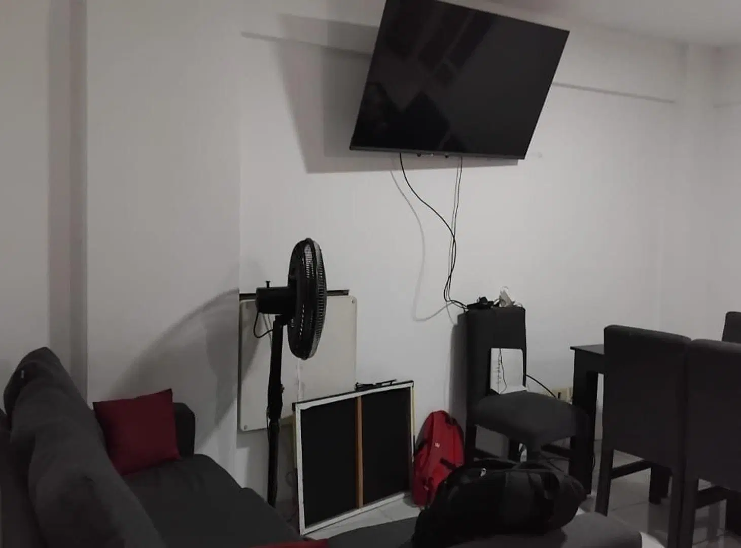 Departamento de 2 Ambientes Remedios de Escalada 3