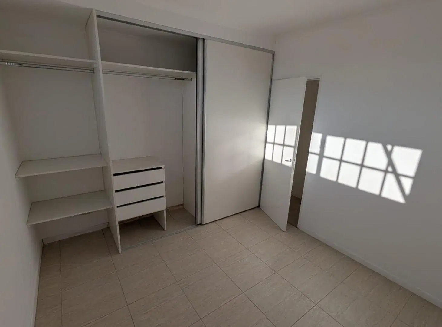 Departamento de 2 Ambientes Tuyuti al 1800 Lanus Oeste 2