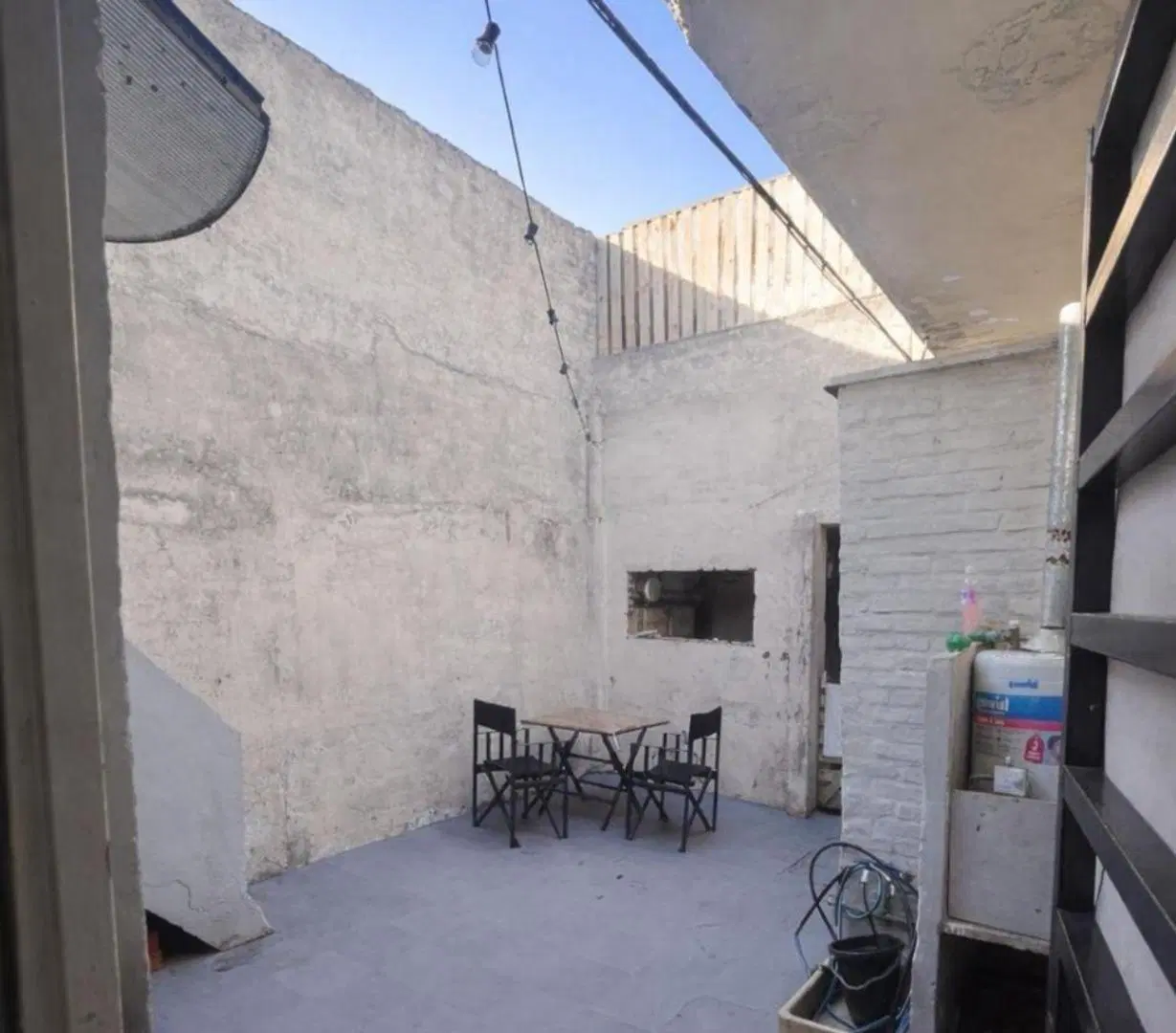 Venta - Propiedad Multifunción con Locales y Viviendas 5