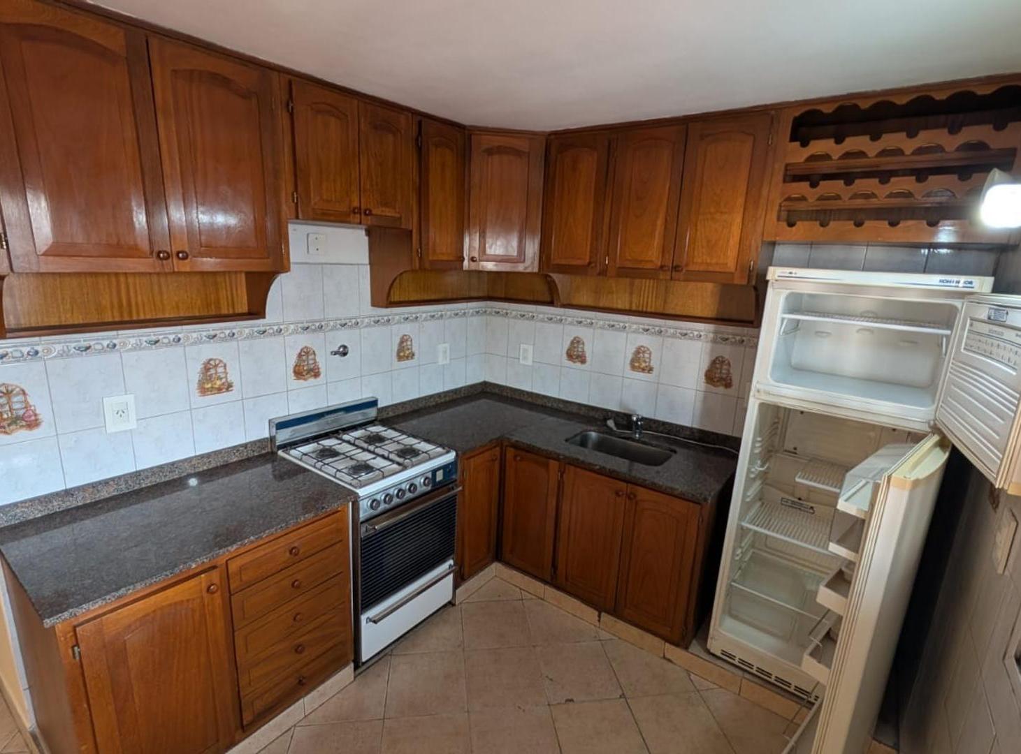 Foto de Alquiler Departamento 2 AMb Av H. Yrigoyen 5100 Lanus Oeste, imagen 4