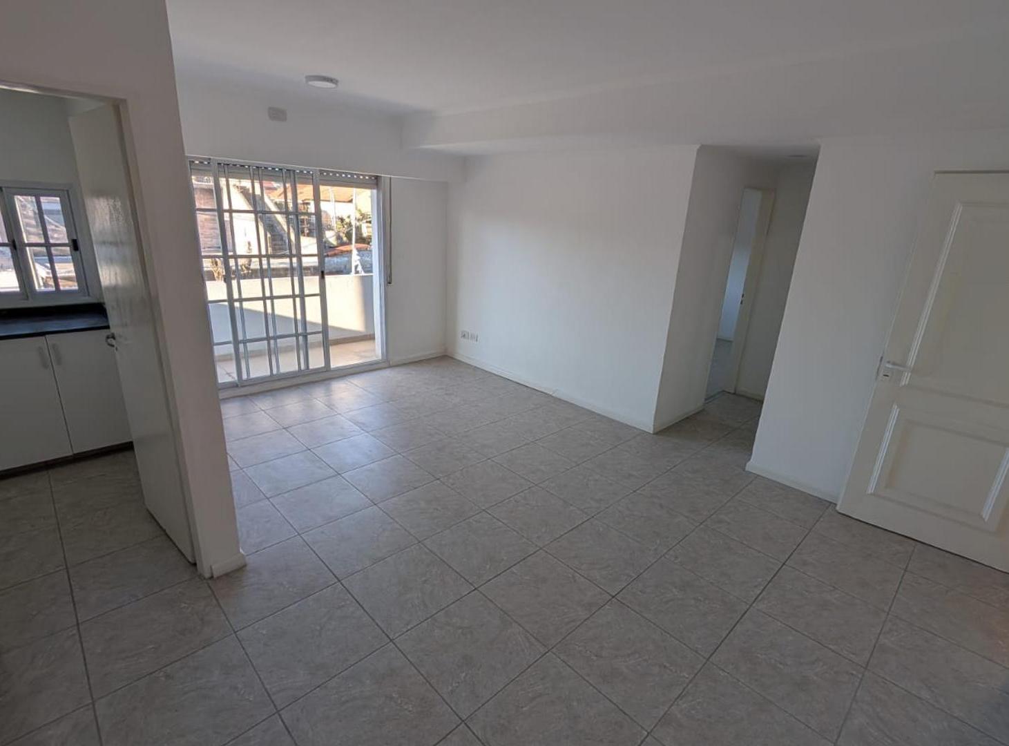 Foto de Departamento de 2 Ambientes Tuyuti al 1800 Lanus Oeste, imagen 5