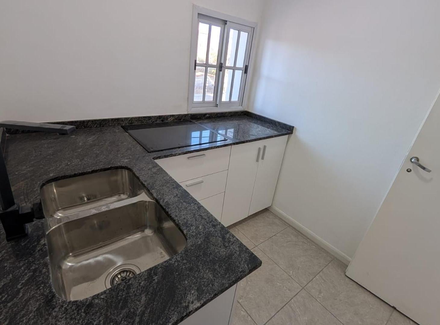 Foto de Departamento de 2 Ambientes Tuyuti al 1800 Lanus Oeste, imagen 4