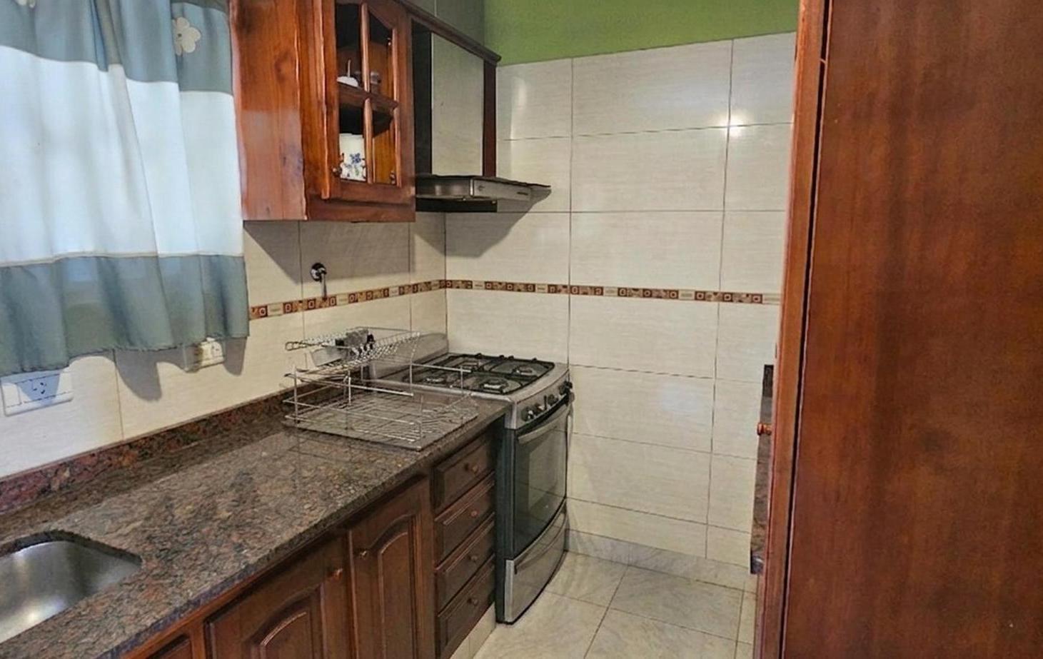 Foto de Casa 4 ambientes c/garaje. U$s 95.000, imagen 2