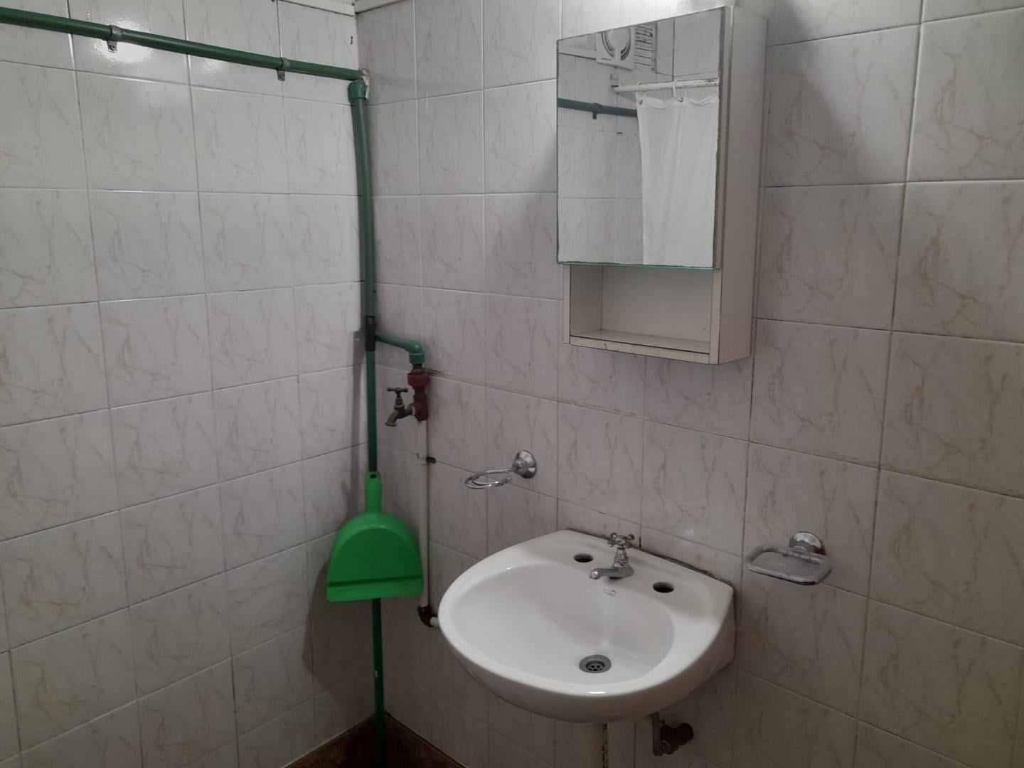 Foto de Monoambiente en Alquiler zona Avellaneda, imagen 4