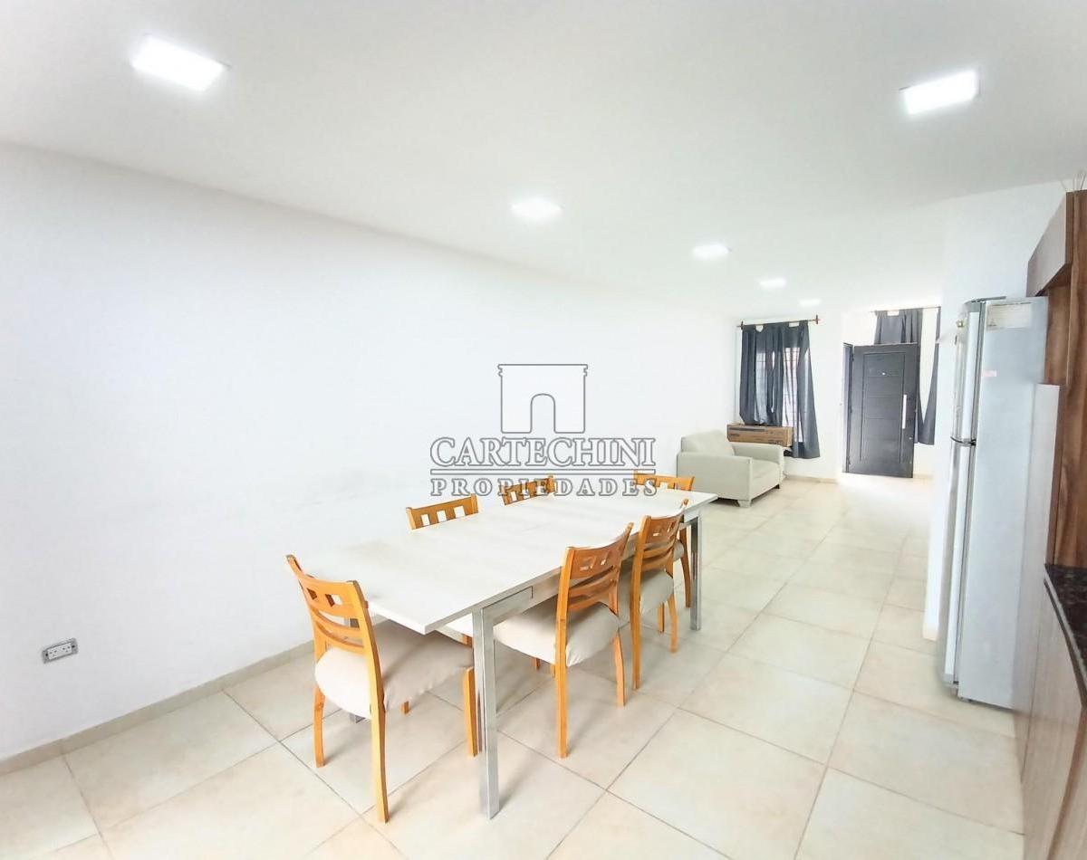 Duplex 3 Ambientes en Moreno 4