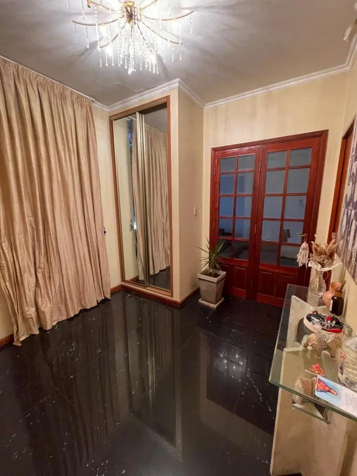 CASA 3 AMBIENTES C/PILETA CASTELAR NORTE 3