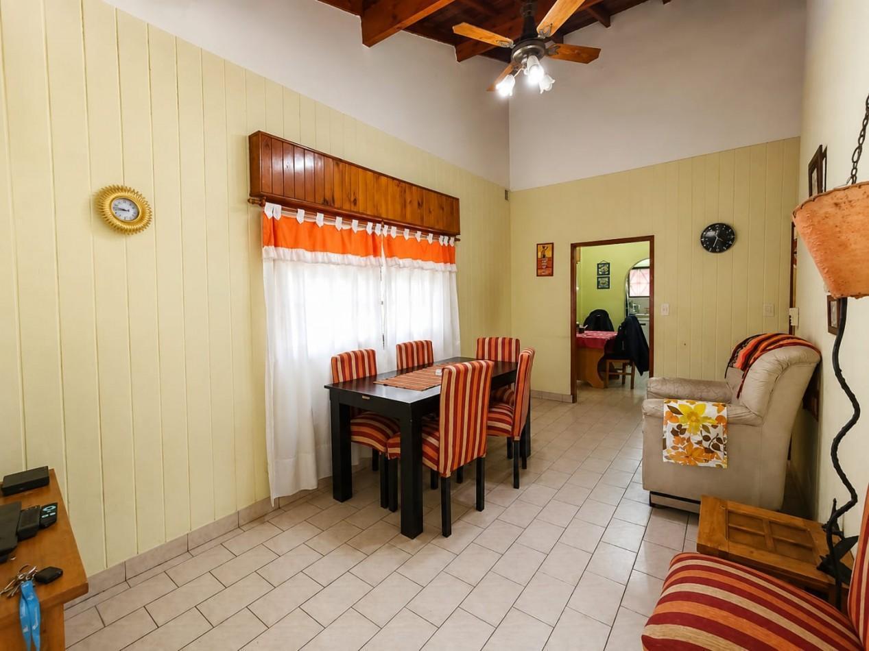 Foto de Venta Casa 4 amb Moron APTO CREDITO, imagen 2