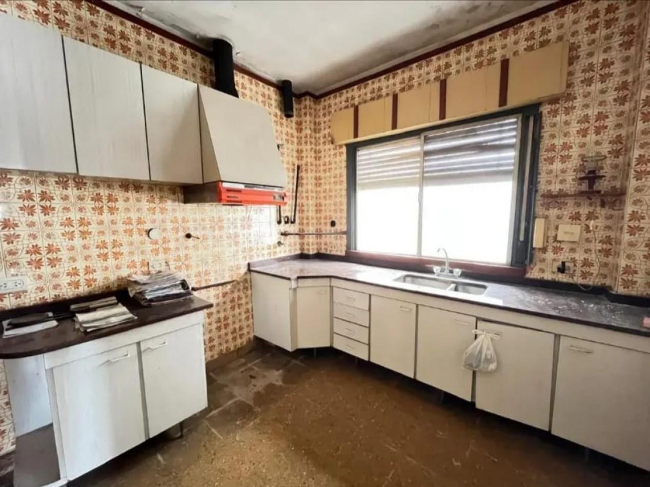 Foto de Venta casa 4 ambientes Ituzaingo Norte 8.66 x 32mts, imagen 5