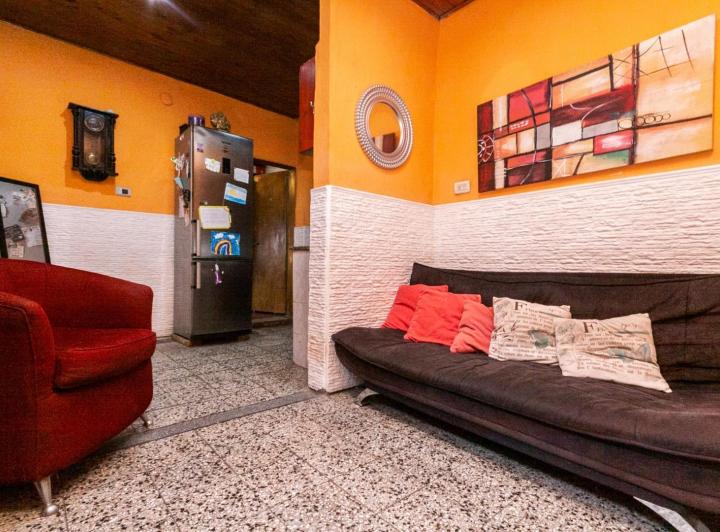 CASA EN VENTA EN LANUS 2