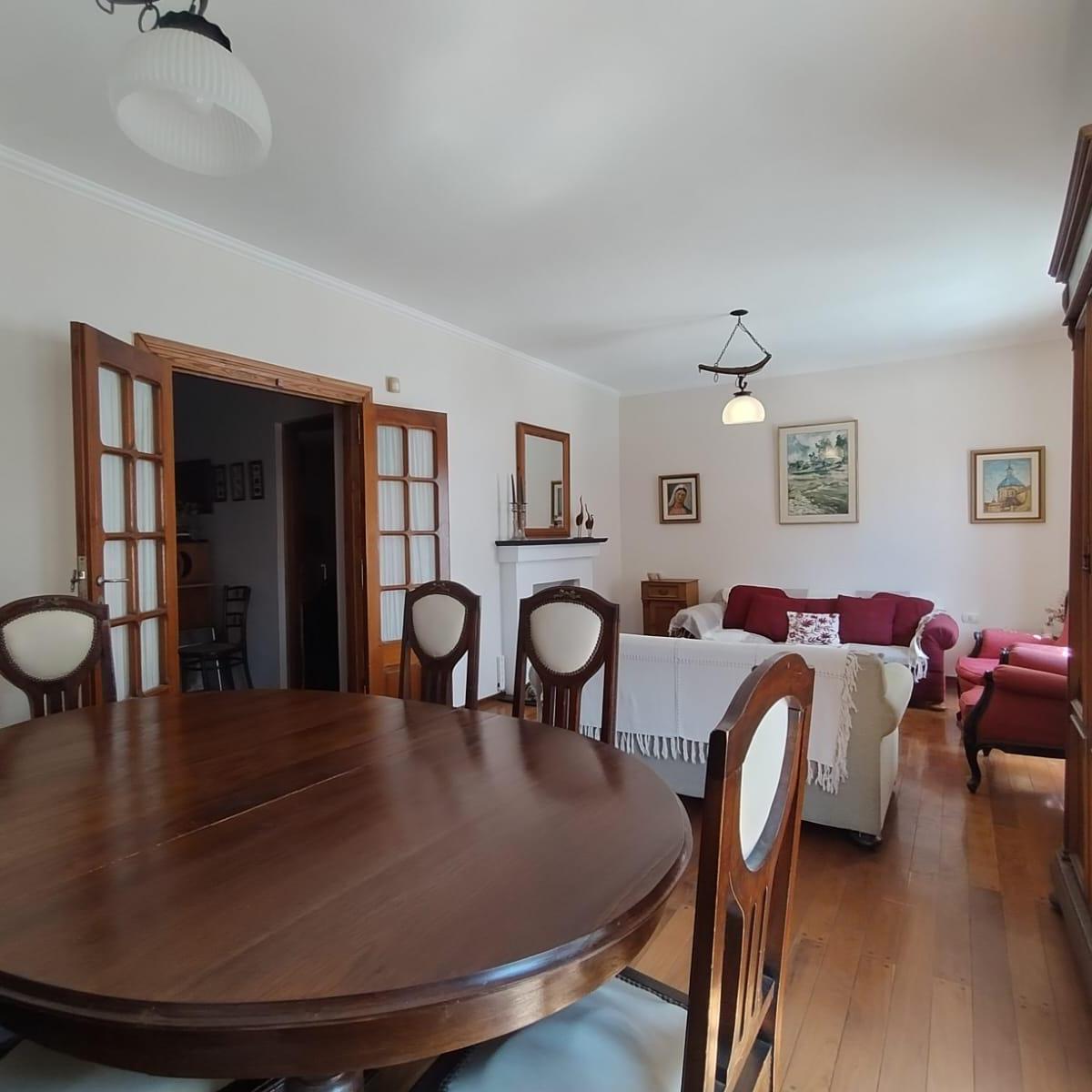 Casa en Alto Alberdi (Quintas del Mirador) 4 Dorm., 3 Baños. Pileta. 240 m² Cubiertos 4