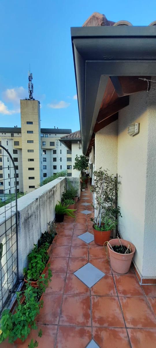 Departamento en Casonas del Sur. 3 Dorm. + Dependencia Servicio. Cochera 4