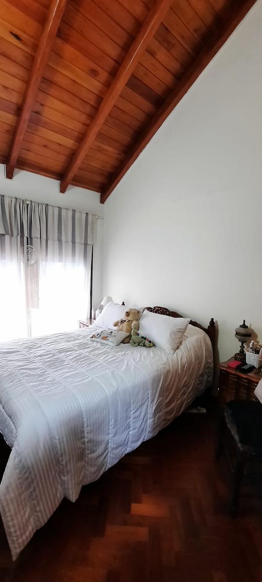 Departamento en Casonas del Sur. 3 Dorm. + Dependencia Servicio. Cochera 2