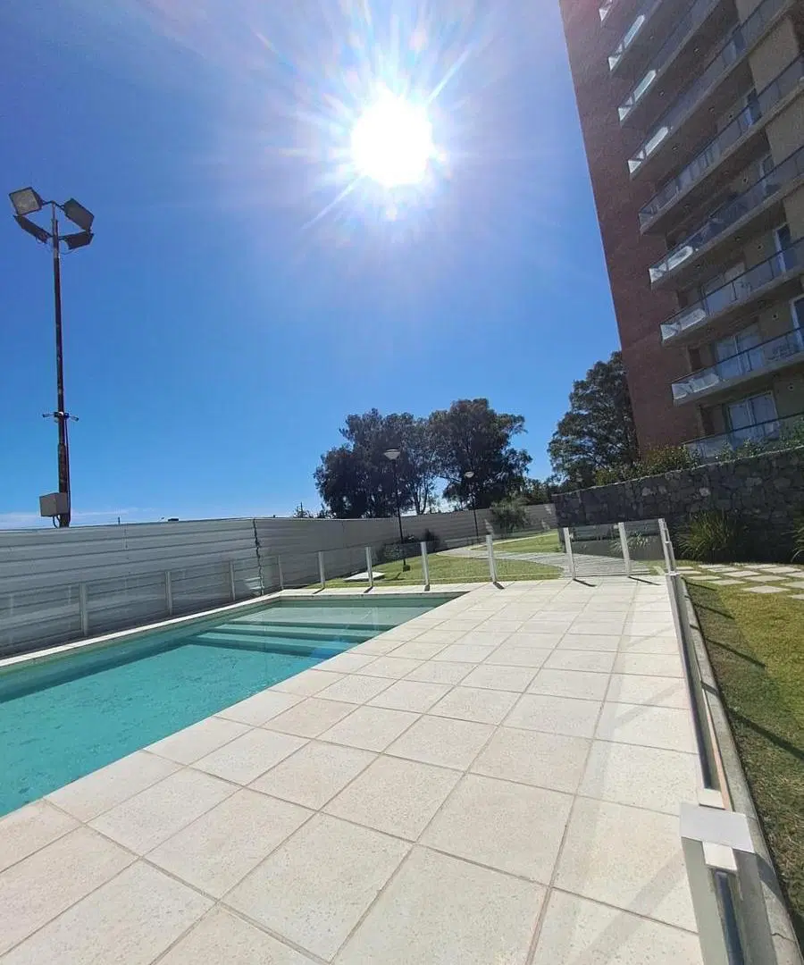 Departamento 2 Dormitorios Bº San Martín. 2 baños COCHERA, balcón. AMENITIES. 3