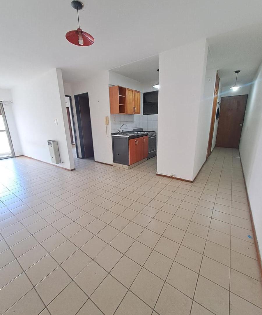 Foto de Departamento 1 dormitorio con balcón. Nueva Córdoba. Ituzaingó 500, imagen 3
