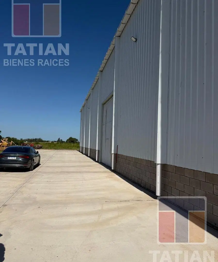 Excelencia Logística e Industrial: Imponente Galpón de 2.000 m² a Estrenar en General Manuel Savio 5
