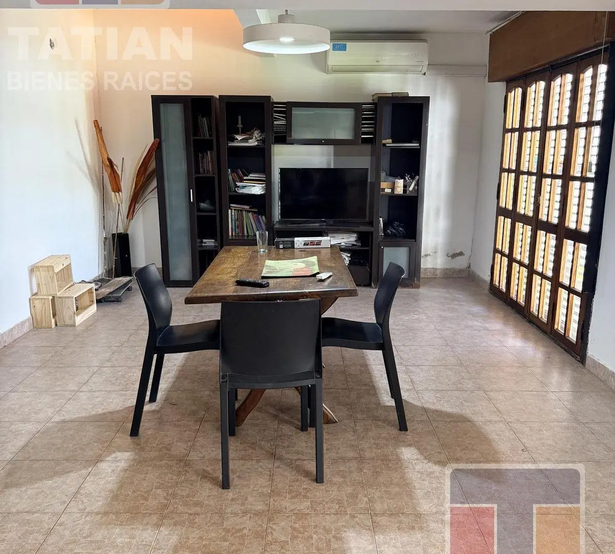 ¡Tu Oasis Familiar en Alta Córdoba! Espaciosa Casa de 4 Dormitorios con Pileta y Quincho 8