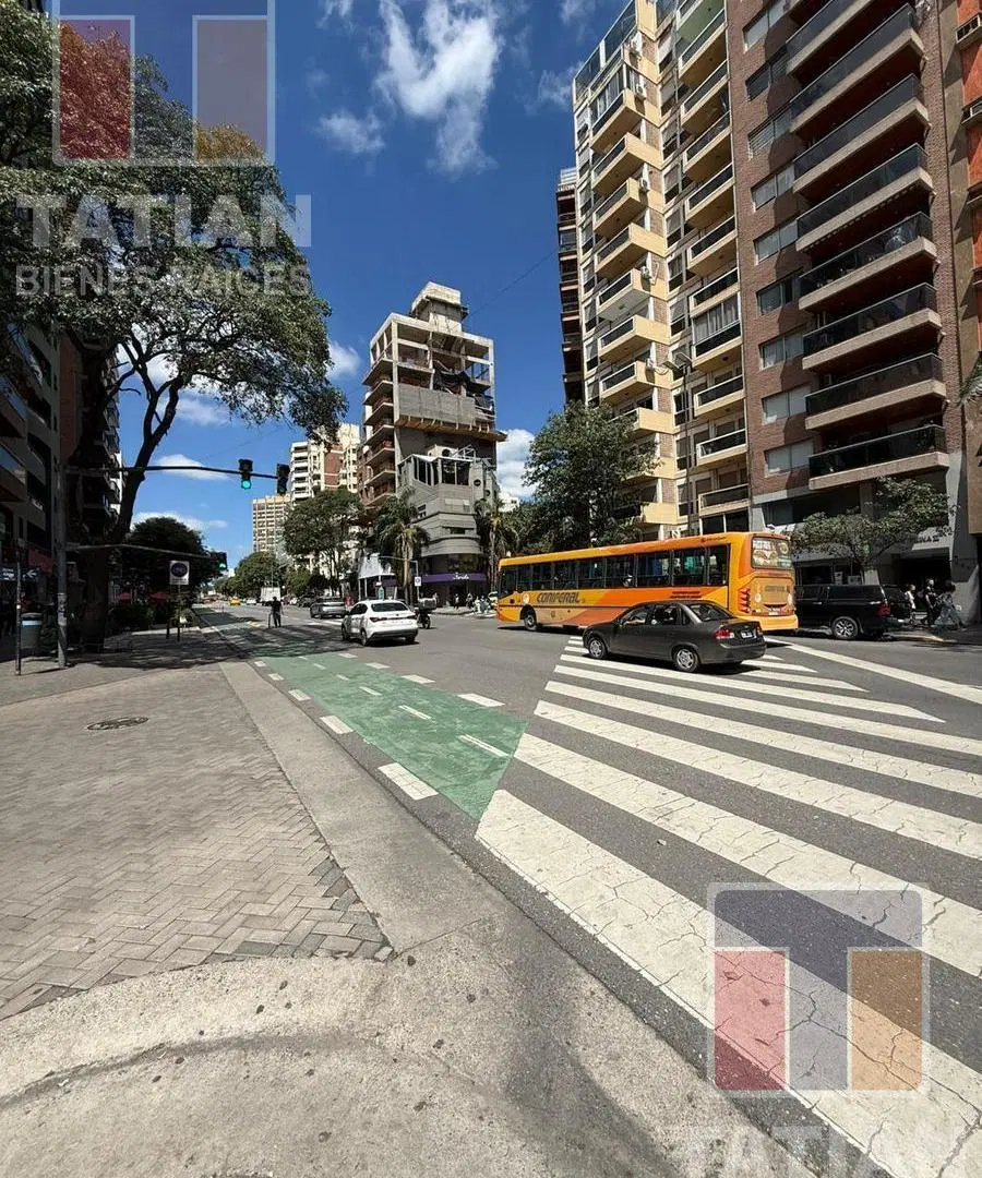 Oficina de 80 metros en alquiler 4