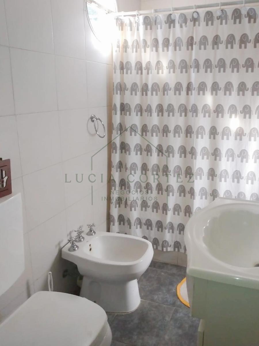 Foto de Casa en venta en Torcuato de 4 dormitorios, imagen 3